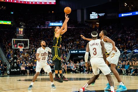 cavs vs warriors predictions|Cleveland Cavaliers at Golden State Warriors odds, picks.